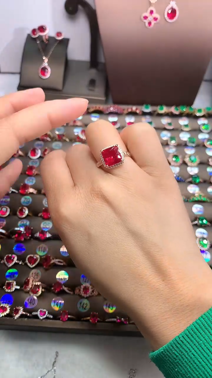 【闪购商品】红宝石戒指银S925镶嵌玫瑰金10