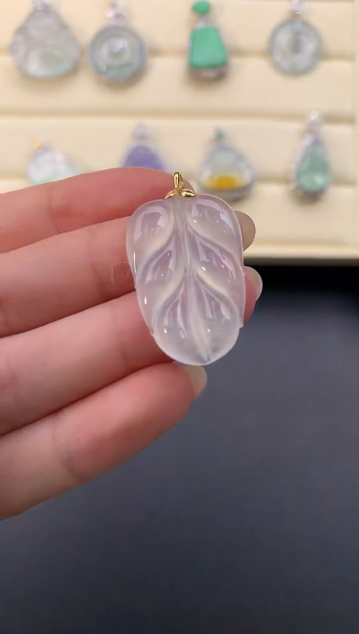 【闪购商品】翡翠颈饰18K金镶嵌X86        