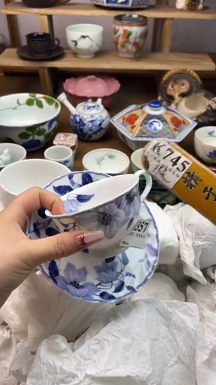 瓷片?****?                  