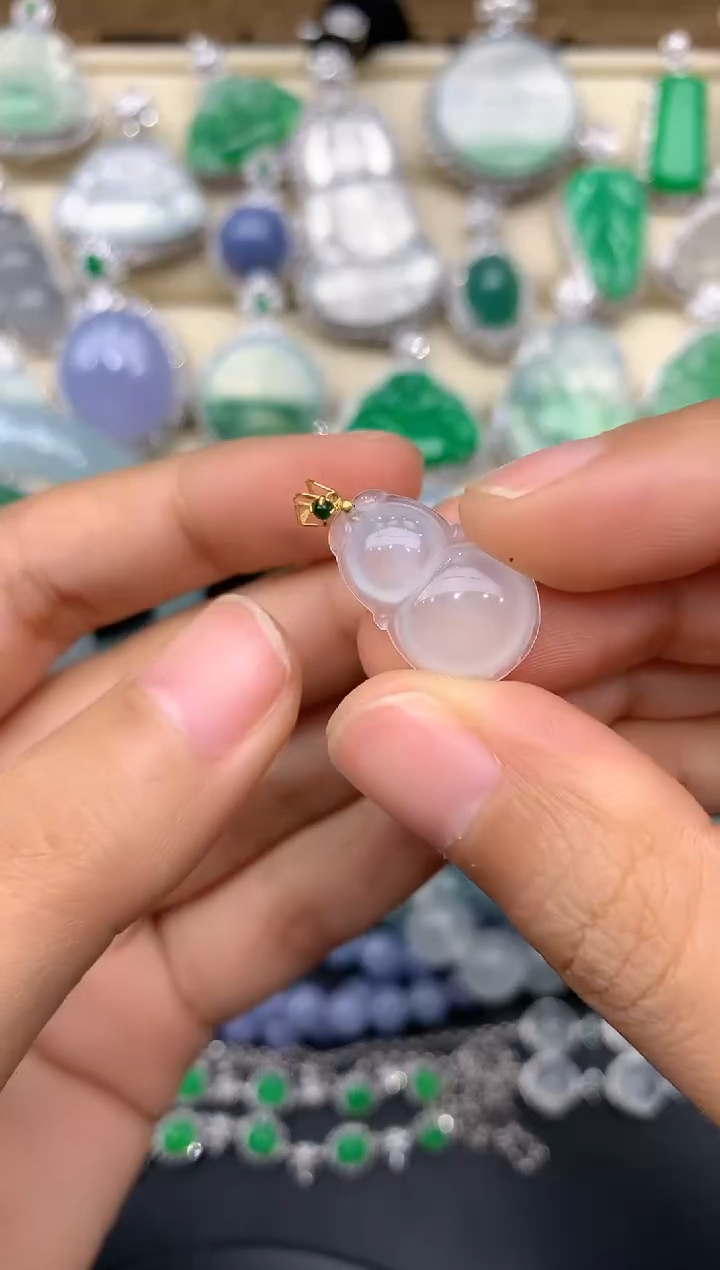 【闪购商品】翡翠颈饰18K金镶嵌95-中国好珍宝