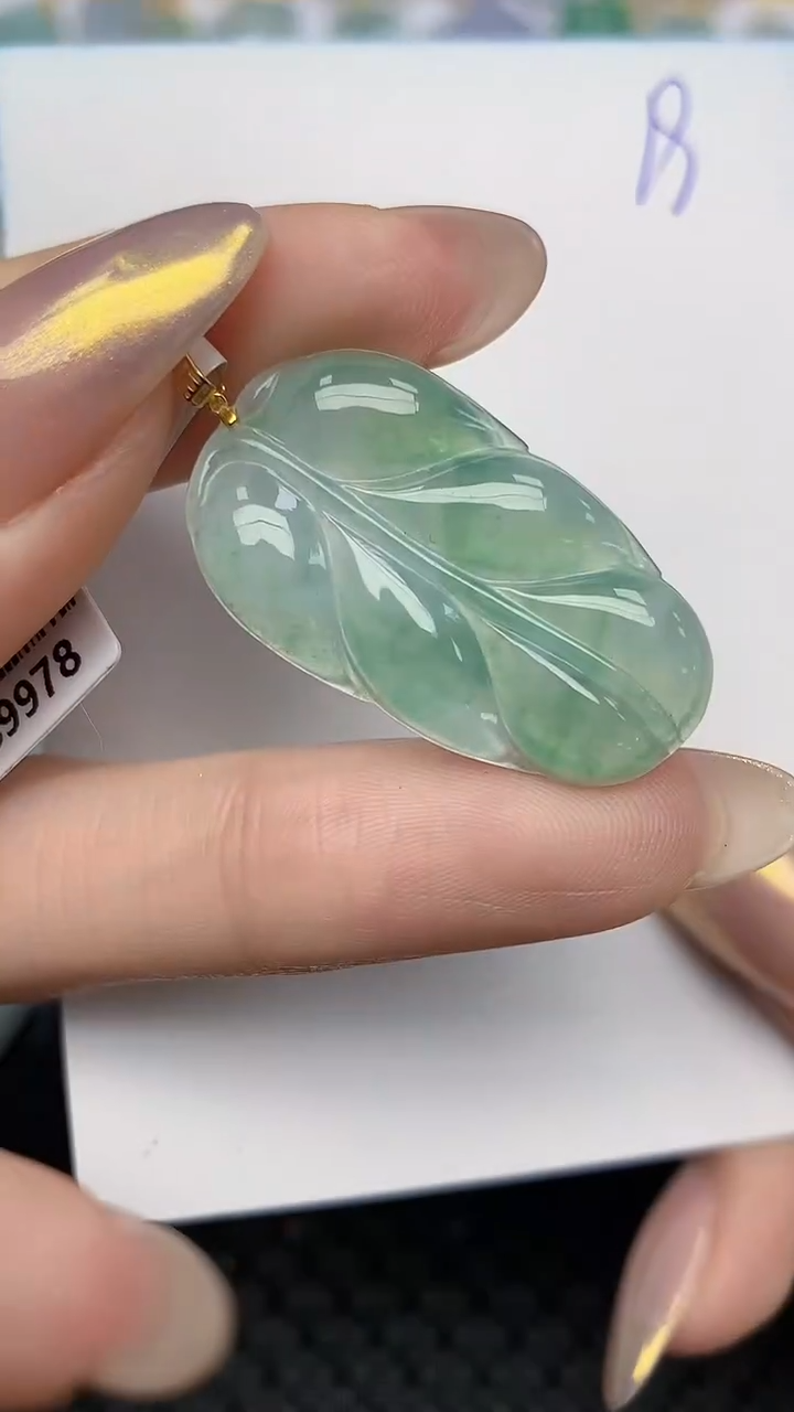 【闪购商品】翡翠颈饰18K金镶嵌天然翡翠A货