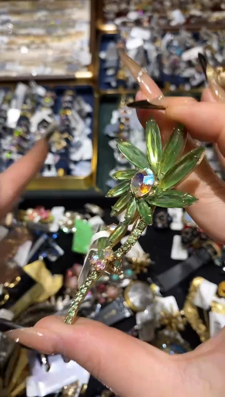 纯铜合金琉璃楚楚珠宝中古甄选不退换