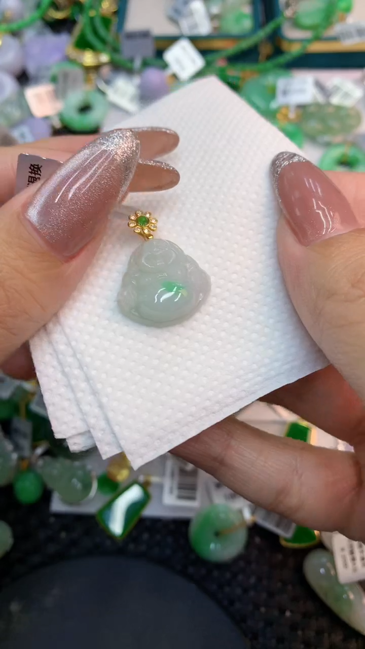 颈饰未镶嵌翡翠1