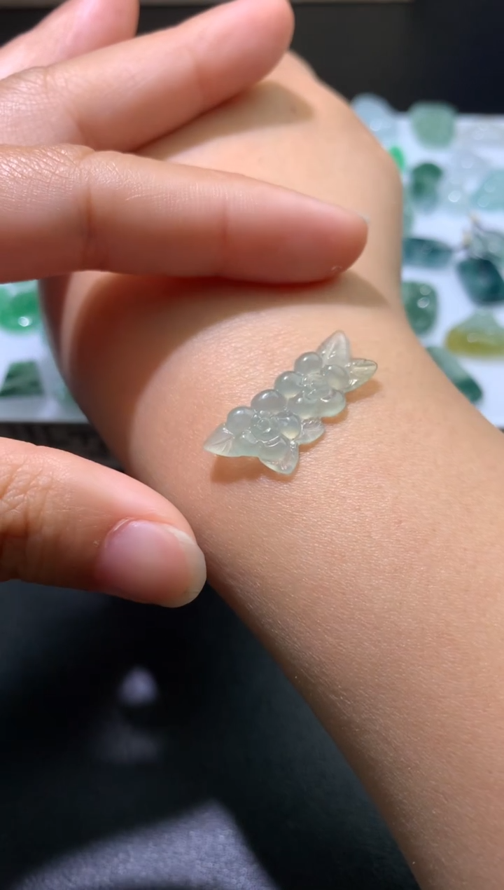 【闪购商品】定制翡翠未镶嵌毛货