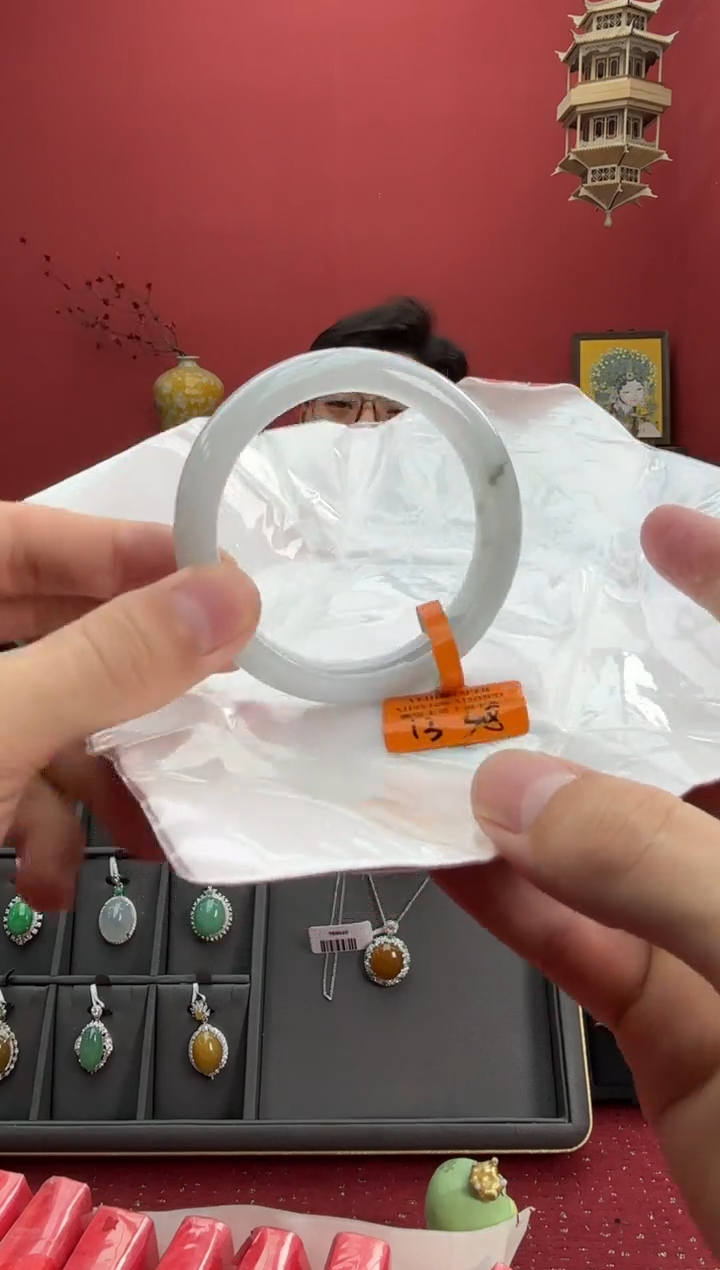 【闪购商品】翡翠手镯未镶嵌5手镯