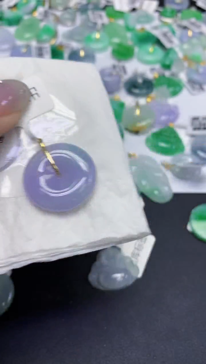 颈饰18K金镶嵌翡翠天然缅甸翡翠A货百元以上9元证书费自理