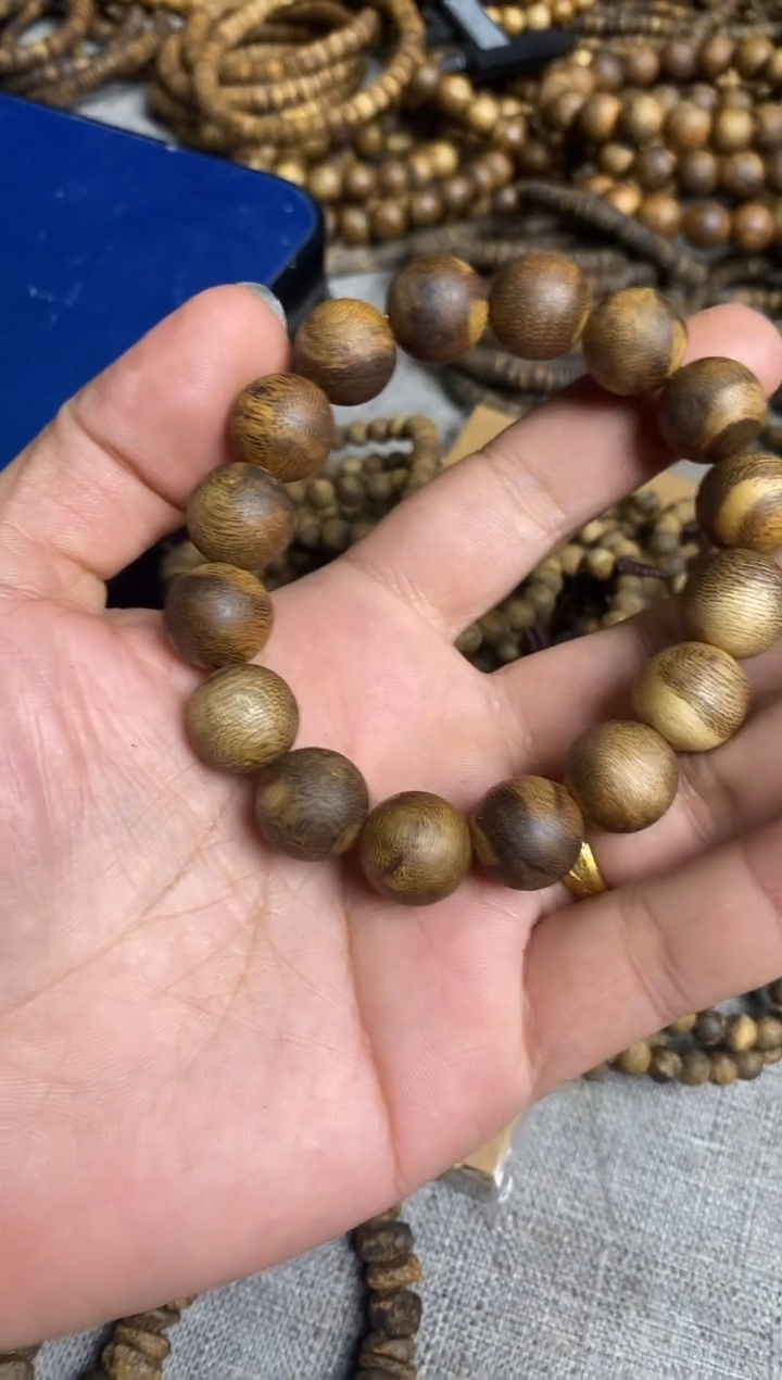 沉香手串1.4留疤圆珠单圈手串14+多样性发一
