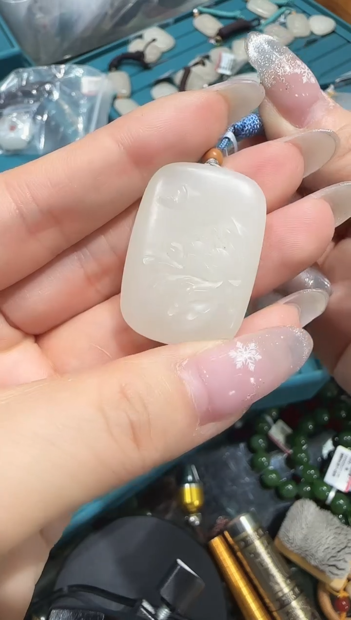 【闪购商品】和田玉吊坠/多样性发未镶嵌R270