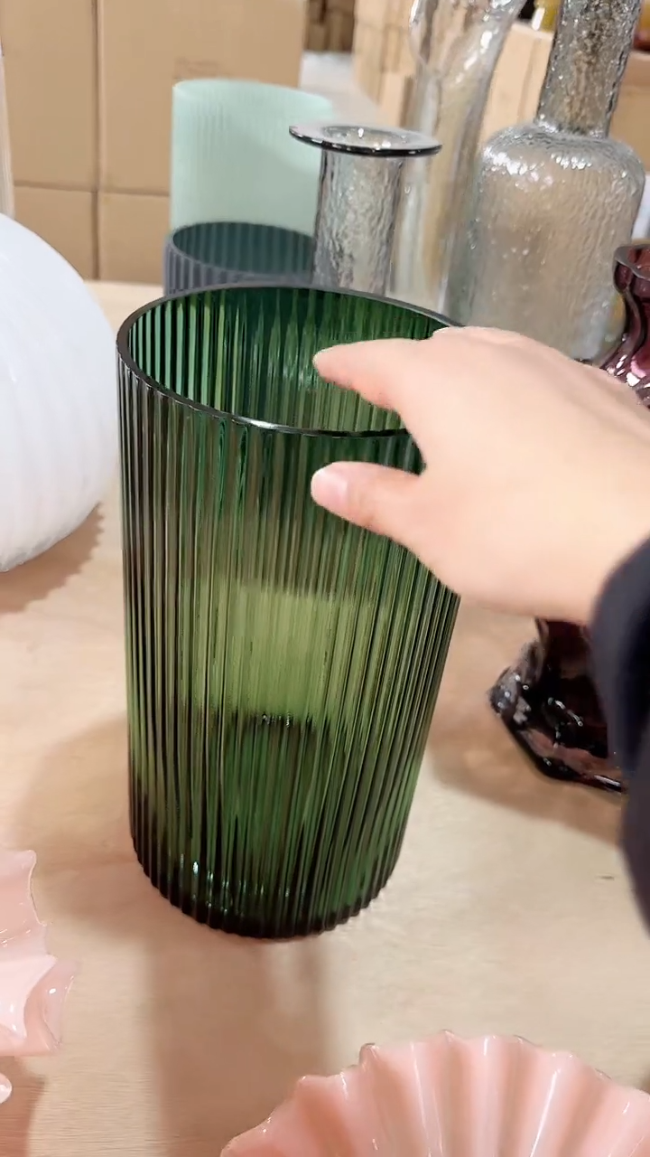 【闪购商品】玻璃绿色竖条纹