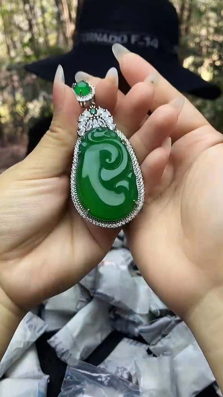 满色吊坠   所见即所得 