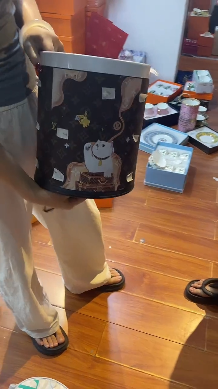 杯鸿辉家品牌瓷器，京东包邮！