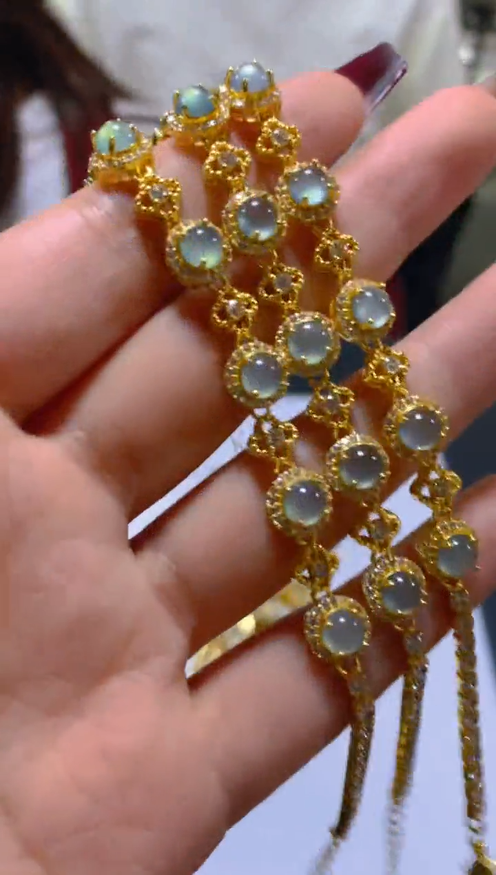 未镶嵌手链翡翠多样性发一