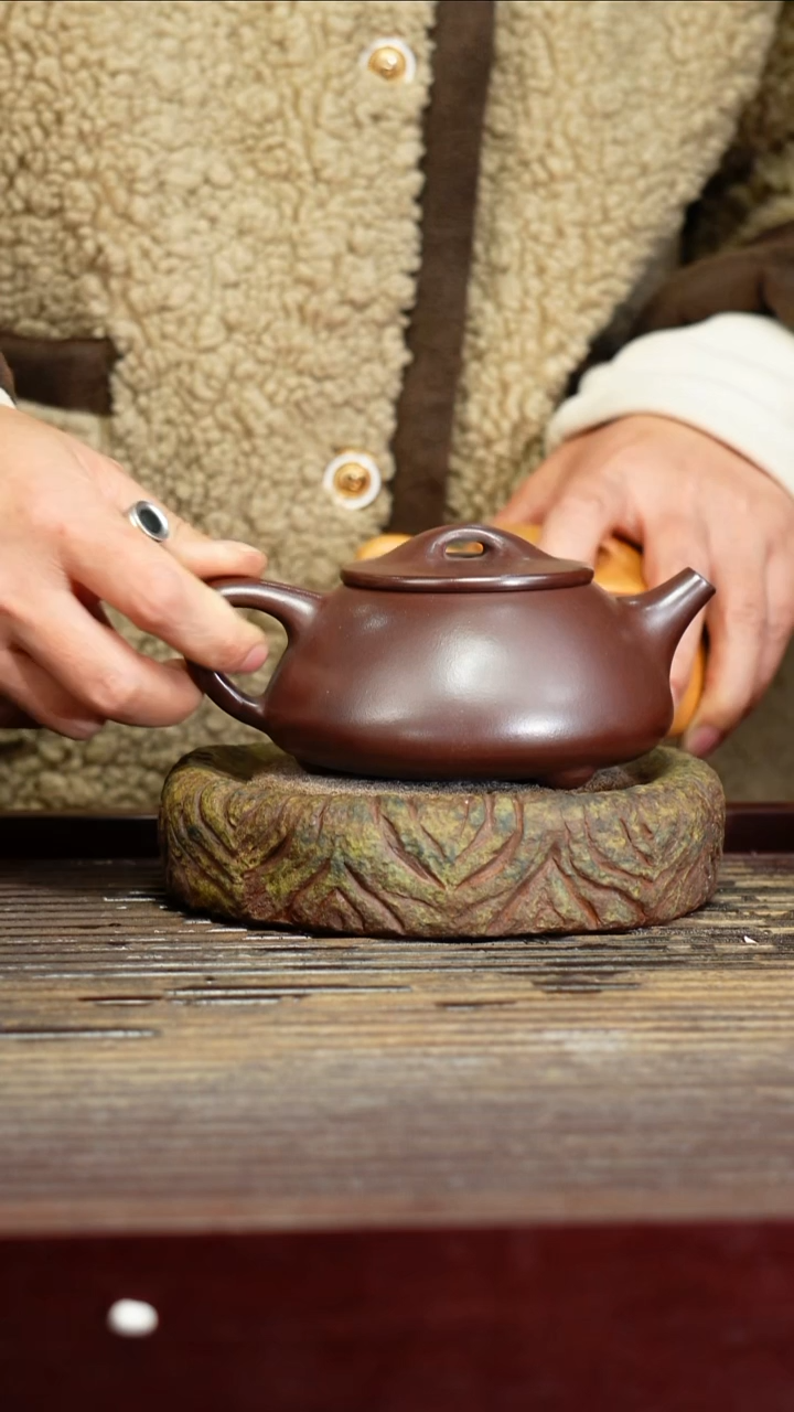 宜兴原矿紫砂壶茶壶宜兴原矿紫砂壶茶壶250C