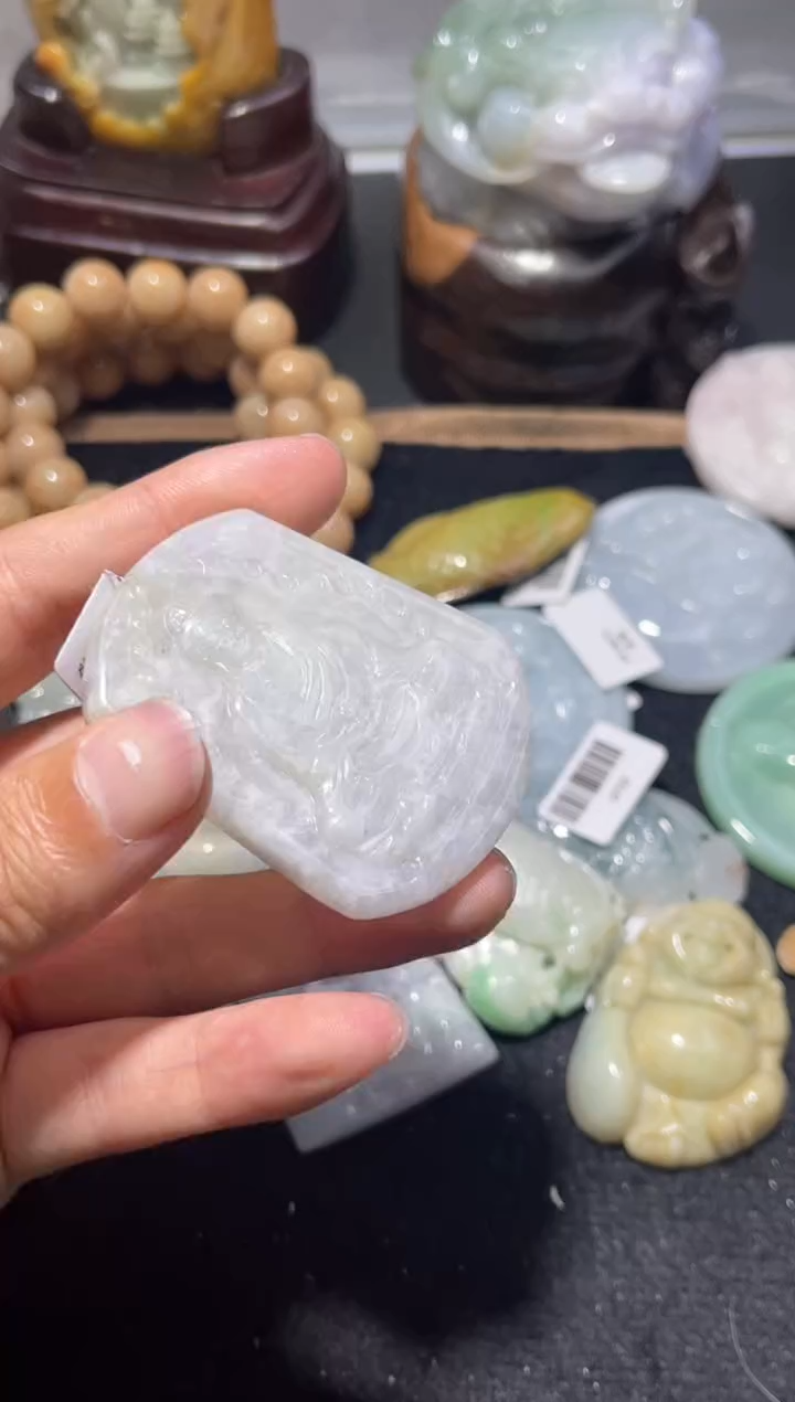 【闪购商品】翡翠颈饰未镶嵌00011278