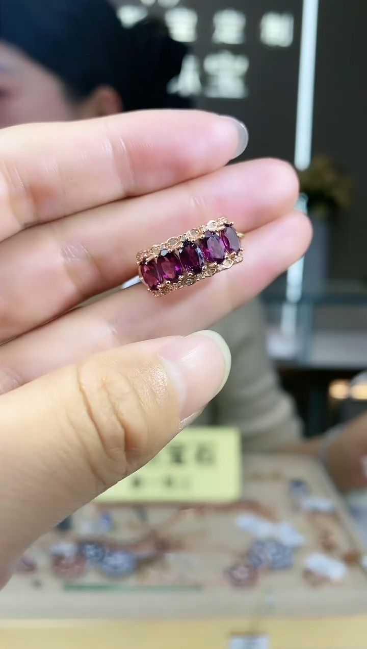 【闪购商品】石榴石手饰银S925镶嵌手饰