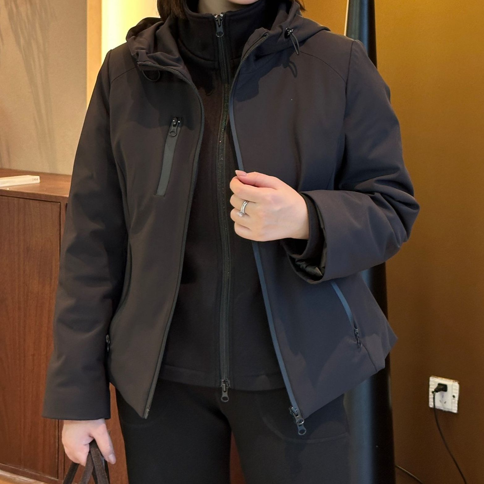 【汐汐女装二店】小个子定制时尚百搭户外运动羽绒冲锋衣 XX2511018