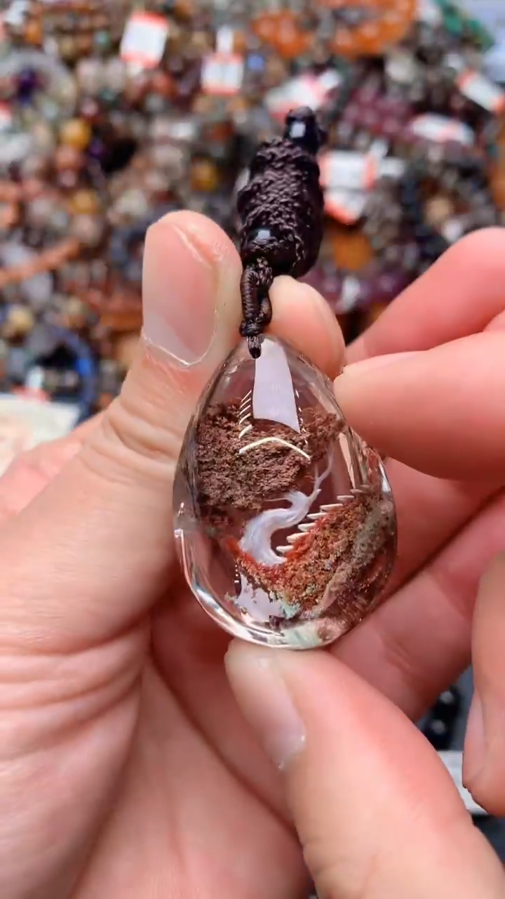 【闪购商品】水晶吊坠(赠链)未镶嵌天然143