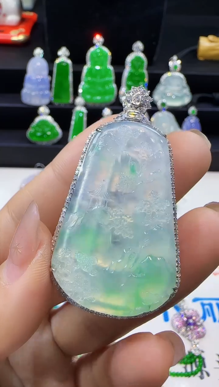 【闪购商品】翡翠吊坠(不含链)18K金镶嵌吊坠