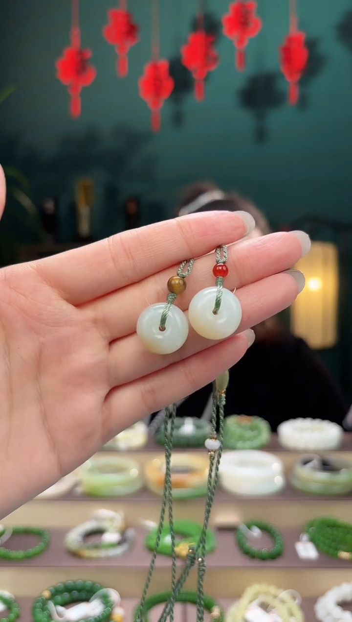 【闪购商品】和田玉吊坠(不含链)未镶嵌平安扣吊坠多样性发一件