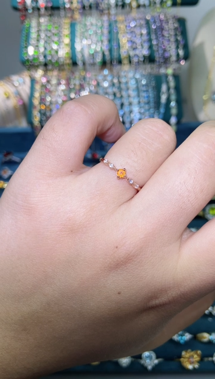 银S925镶嵌戒指石榴石1111