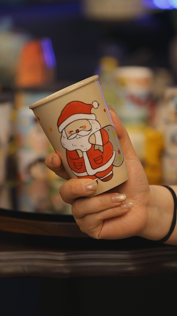 【闪购商品】摆件景德镇釉下彩绘设计师款式陶瓷