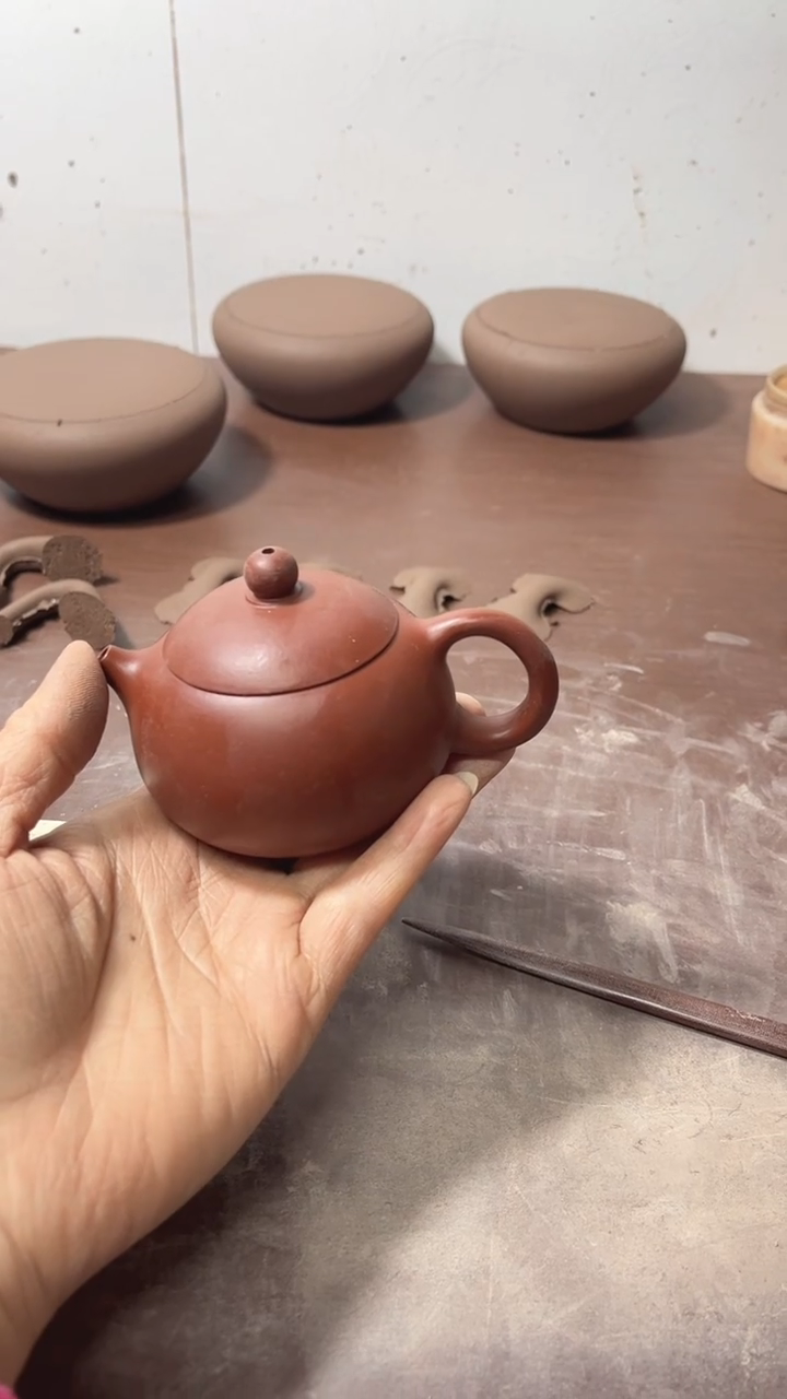 茶壶紫砂燕*微瑕朱泥西施紫砂壶