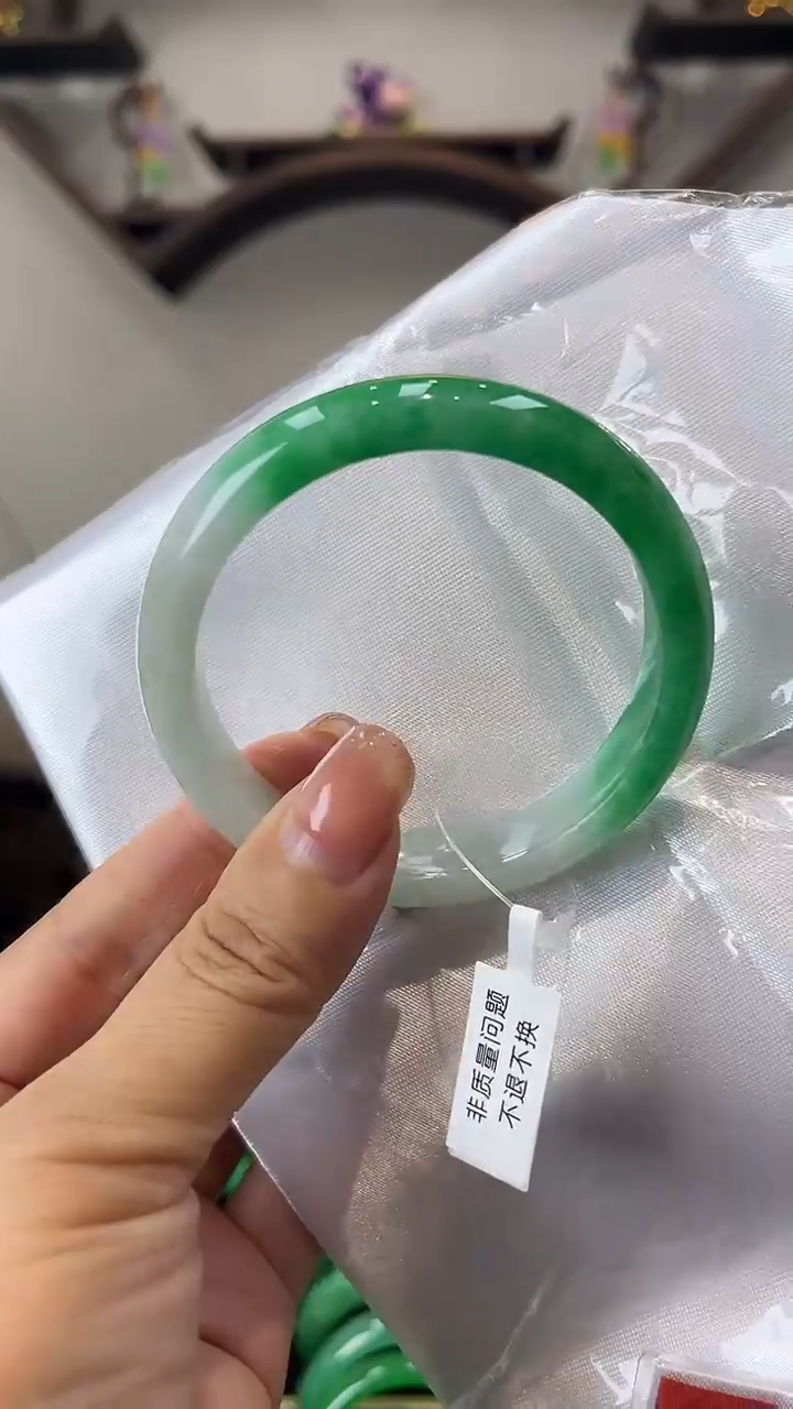 【闪购商品】砖雕a10 圈口57 独货手镯
