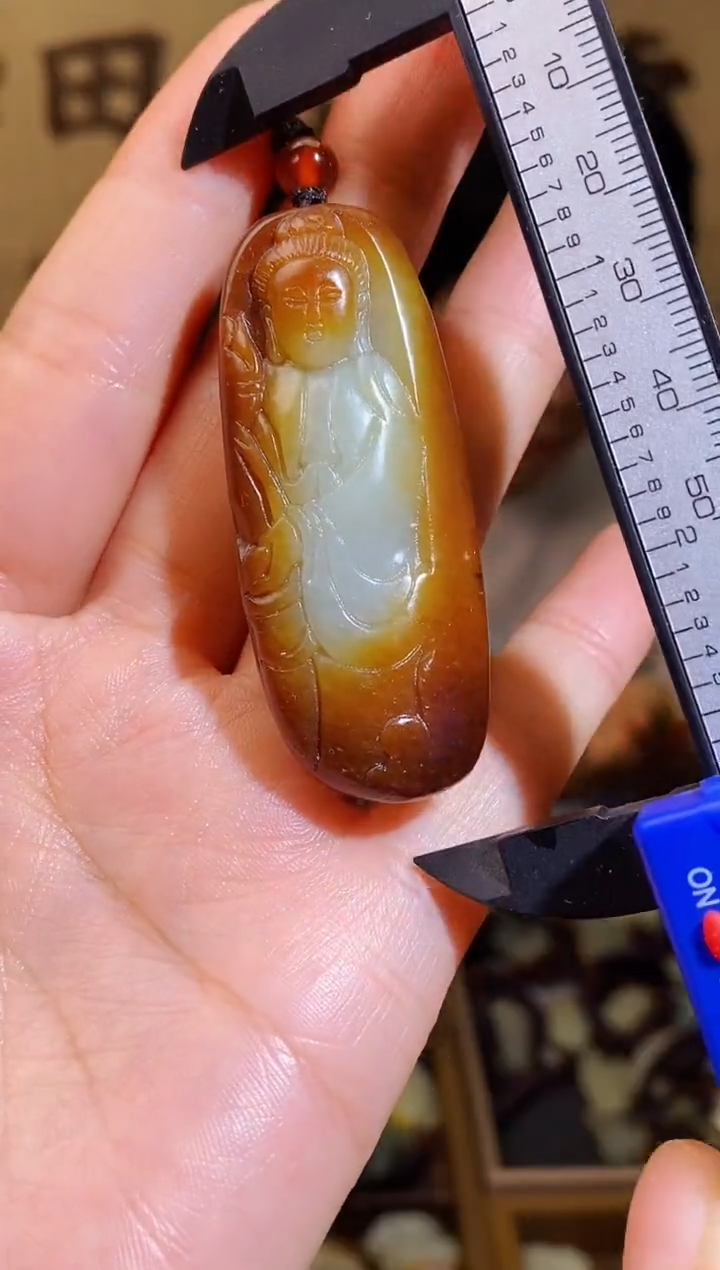 和田玉未镶嵌颈饰1