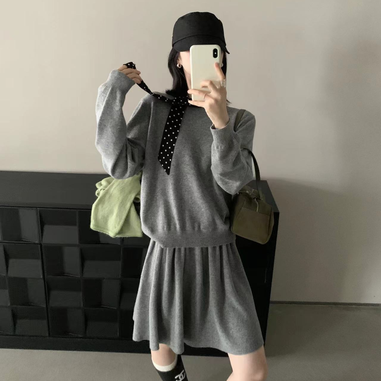 D001-050韩系实体店高级感百搭女装冬季新款