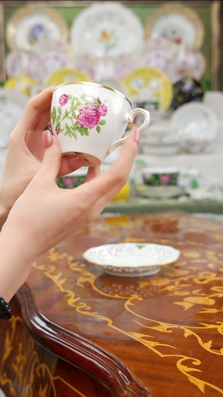 瓷中古瓷器如图所示107