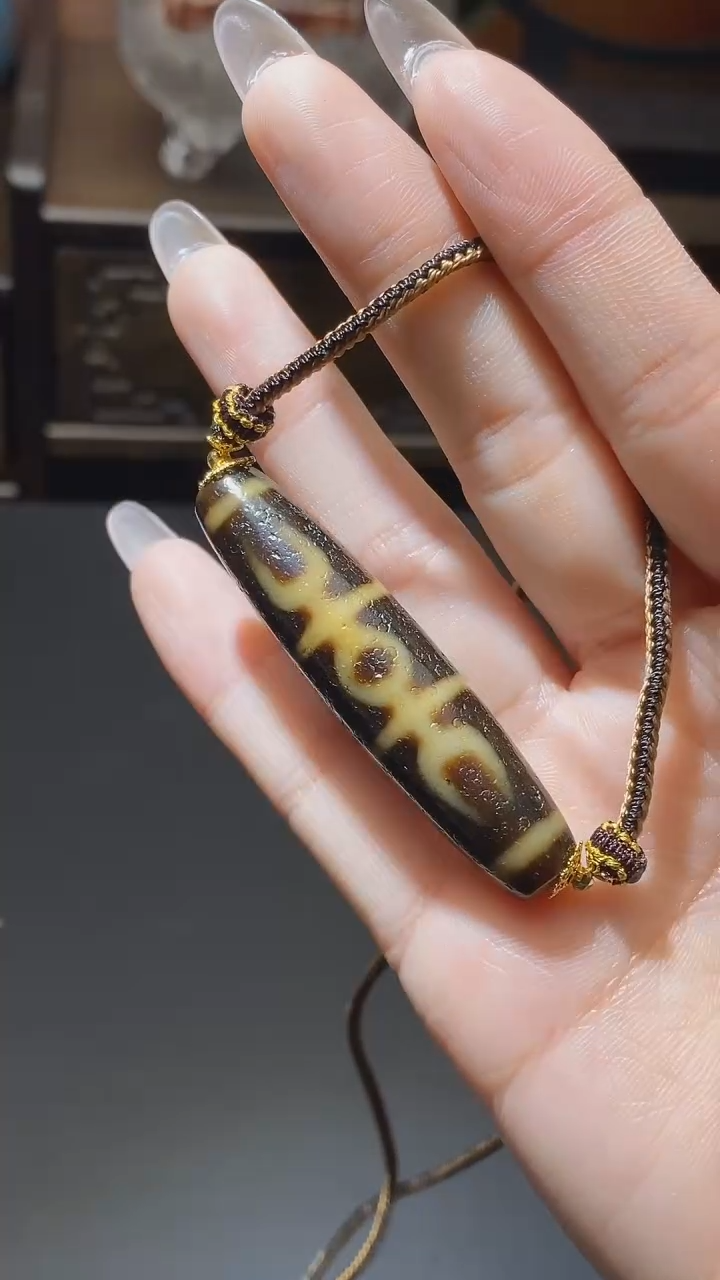 【闪购商品】玛瑙/玉髓颈饰18K金镶嵌上肯杵杵锁骨链