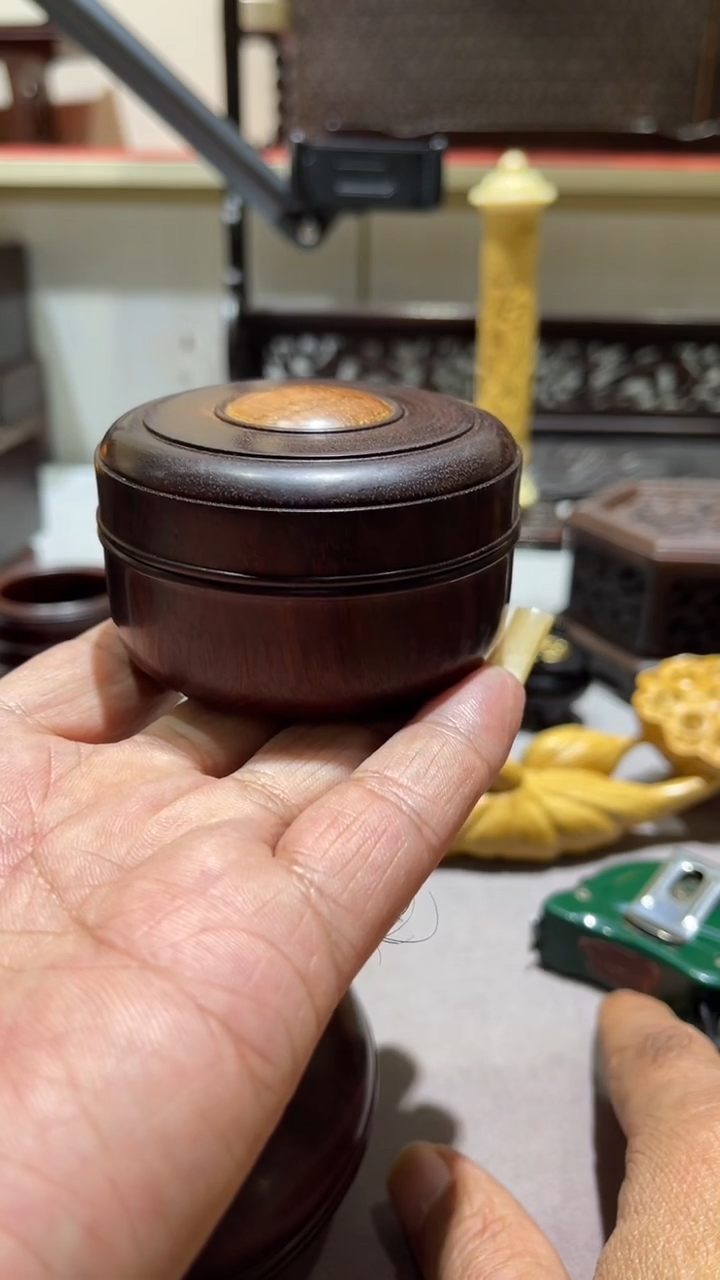檀香紫檀（小叶紫檀）剡**人精品木艺盒精工细作