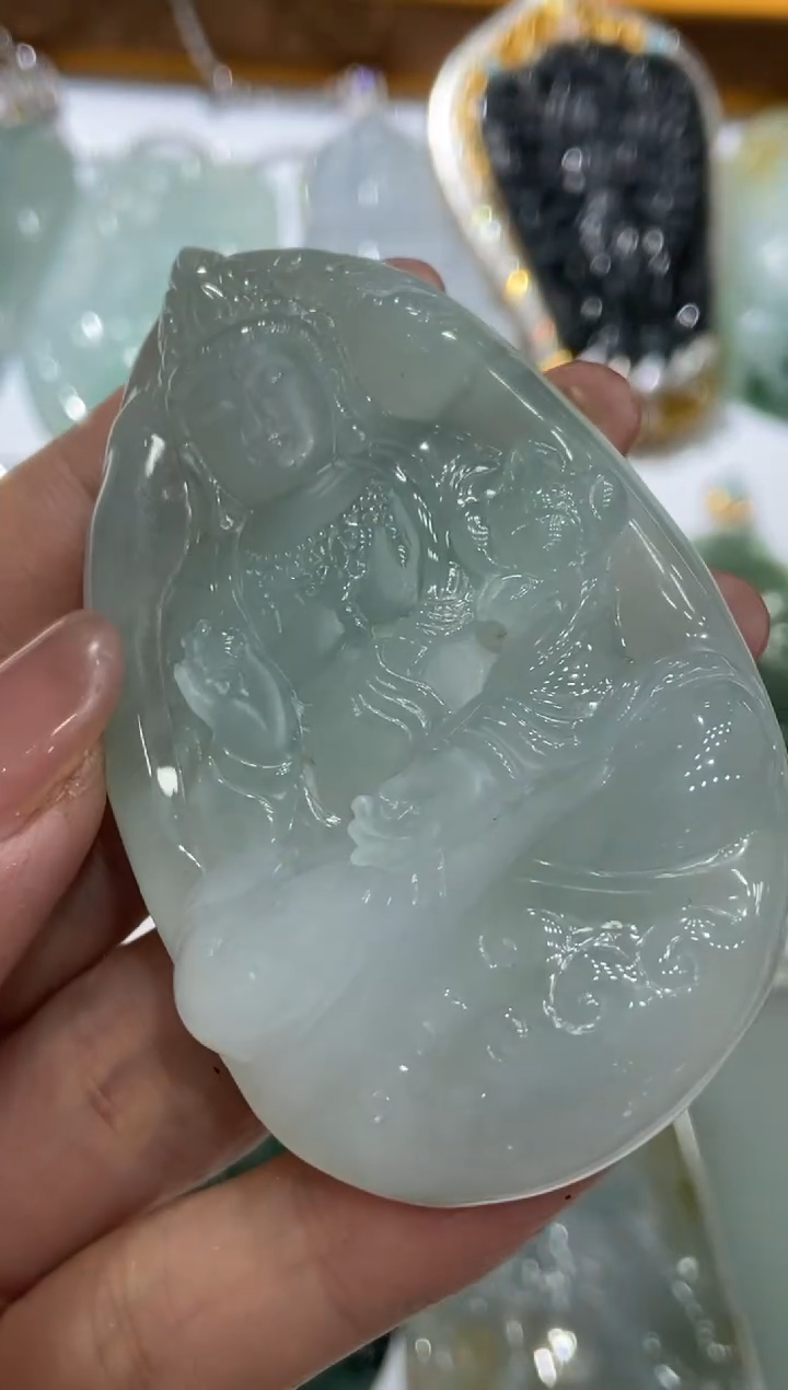 【闪购商品】翡翠挂件未镶嵌1             