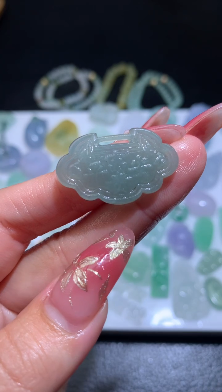 定制翡翠未镶嵌毛货