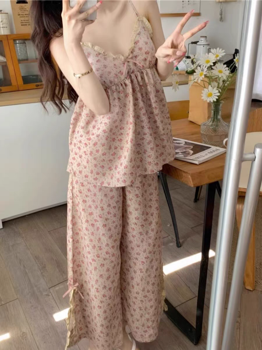 睡衣女夏季薄款带胸垫吊带长裤甜美宽松学生可外穿新款家居服套装
