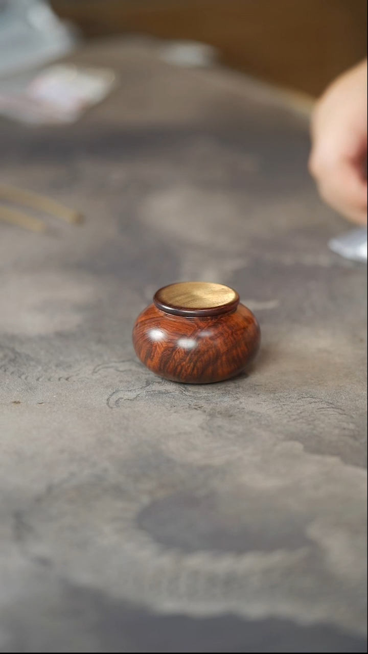 黄花梨/降香黄檀527紫油梨老料小品香罐把玩