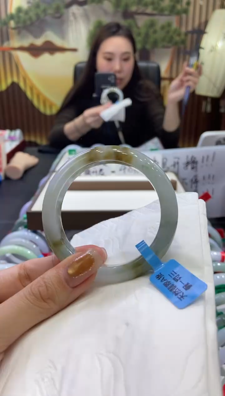 未镶嵌手镯翡翠0005261