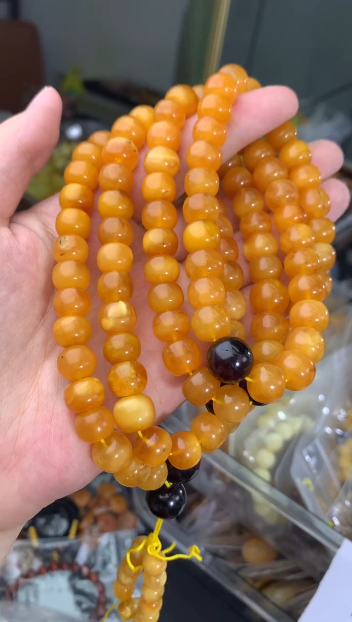 蜜蜡未镶嵌珠宝奇石57