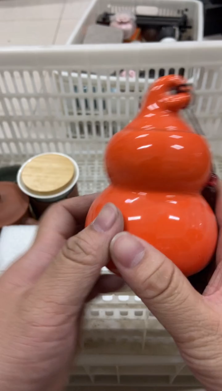 无运费险有瑕疵的摄影的产品有使用过的痕迹有点脏介意勿拍