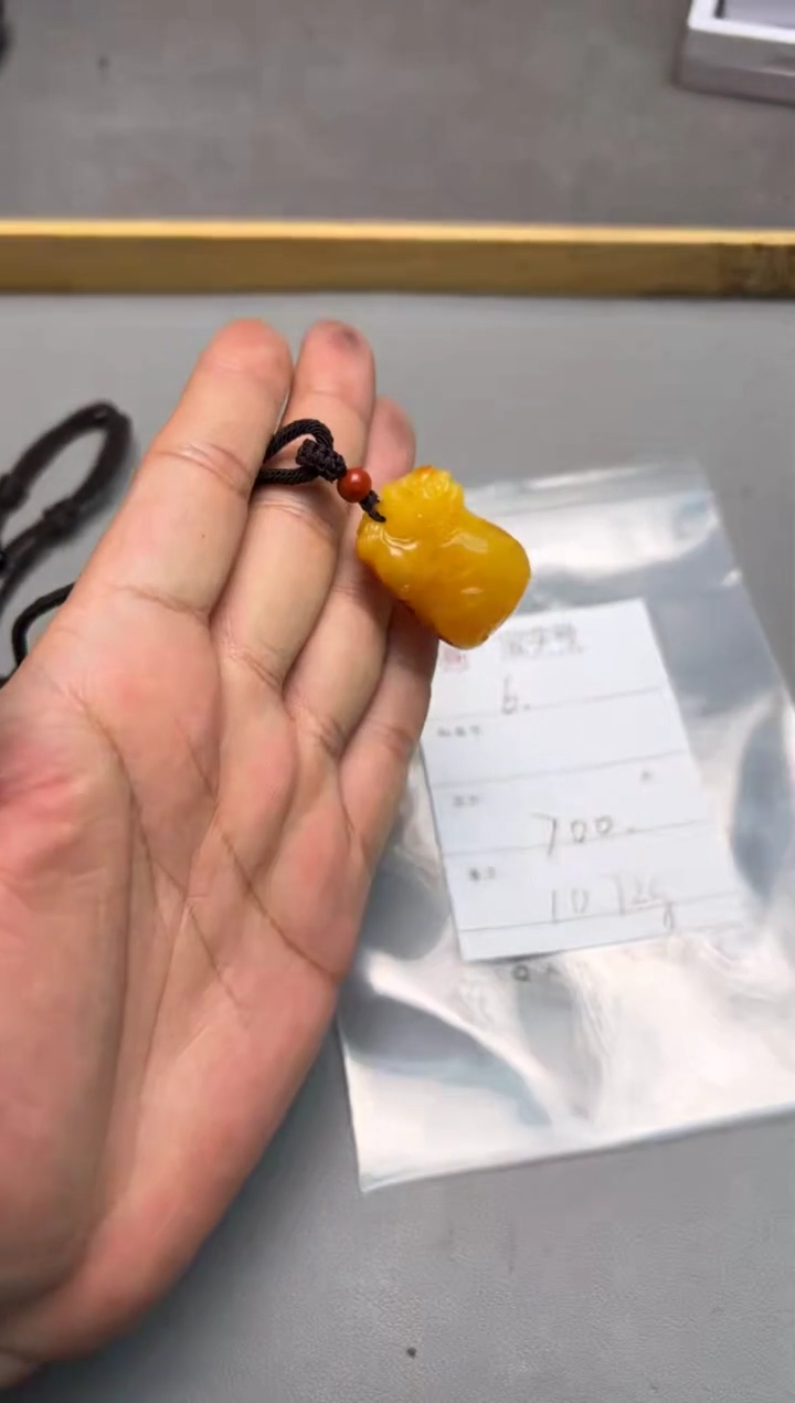 【闪购商品】琥珀珠宝奇石未镶嵌927992799279