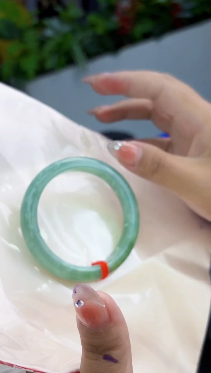 【闪购商品】翡翠手镯未镶嵌翡翠手镯
