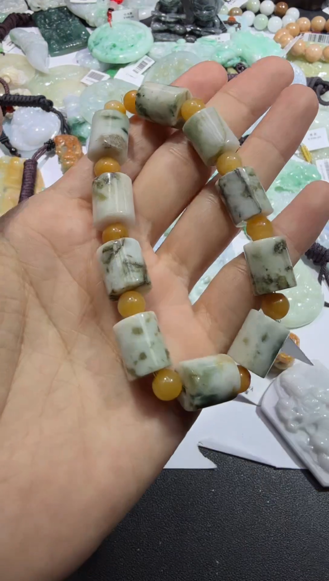 【闪购商品】翡翠颈饰未镶嵌00009313
