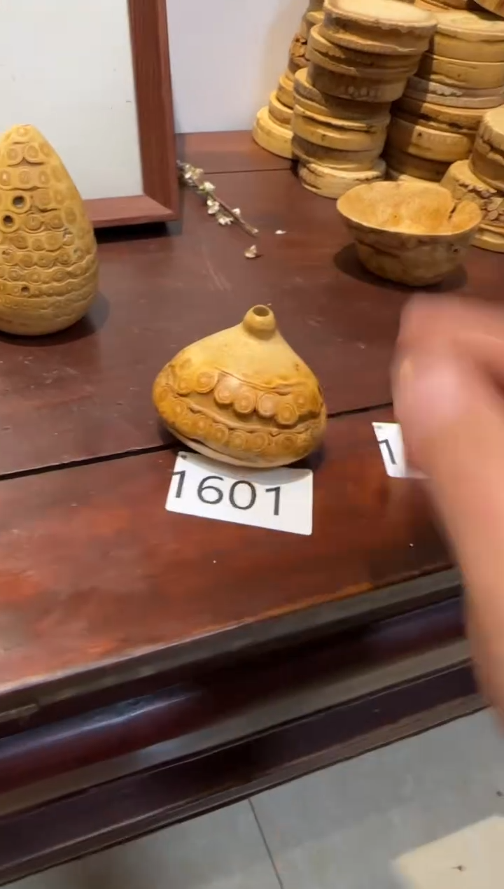 【闪购商品】竹1601竹根竹根竹根花瓶