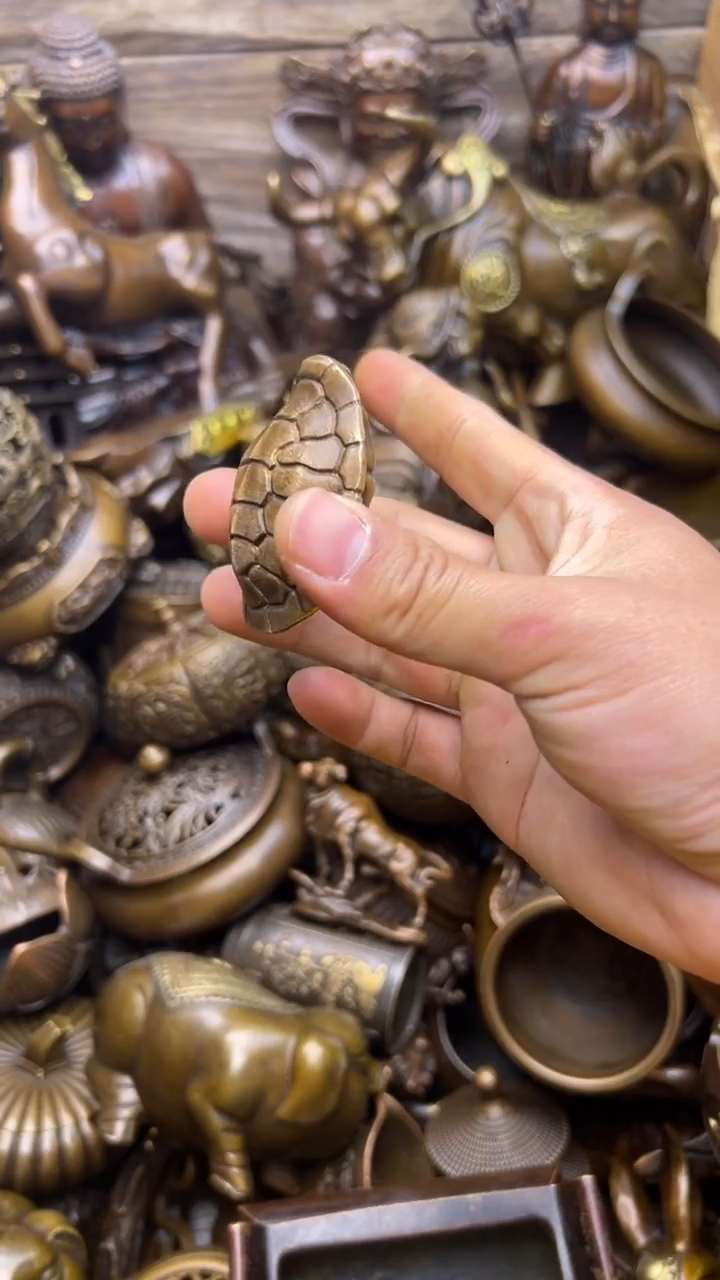 精美铜器，点击下单