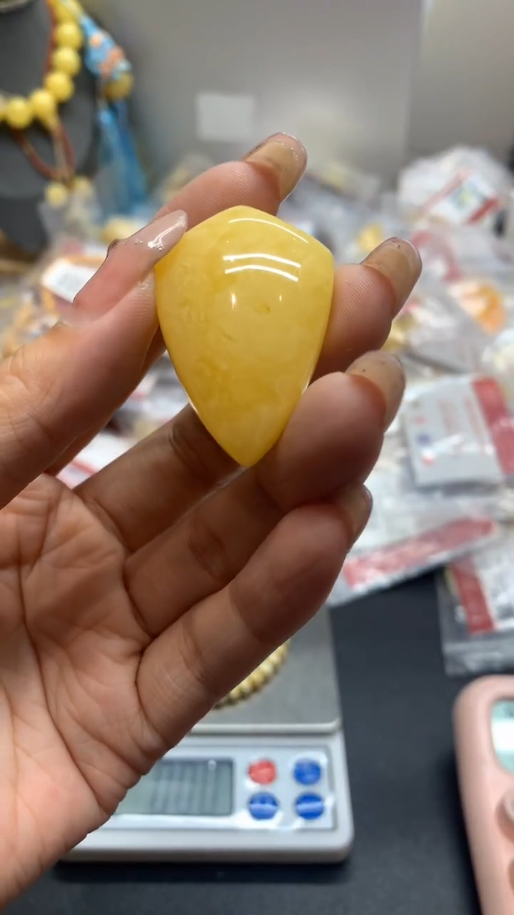 未镶嵌琥珀珠宝奇石721