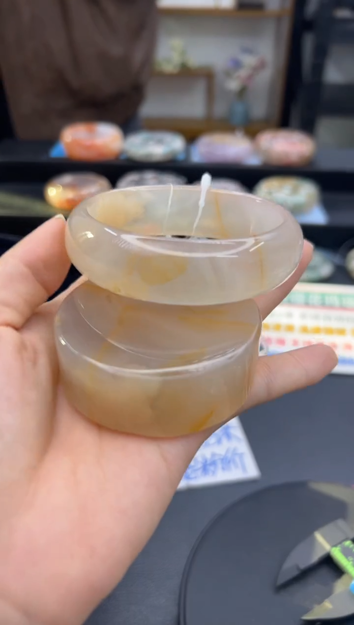 【闪购商品】石英质玉手镯未镶嵌A267(63圈赠送镯心)