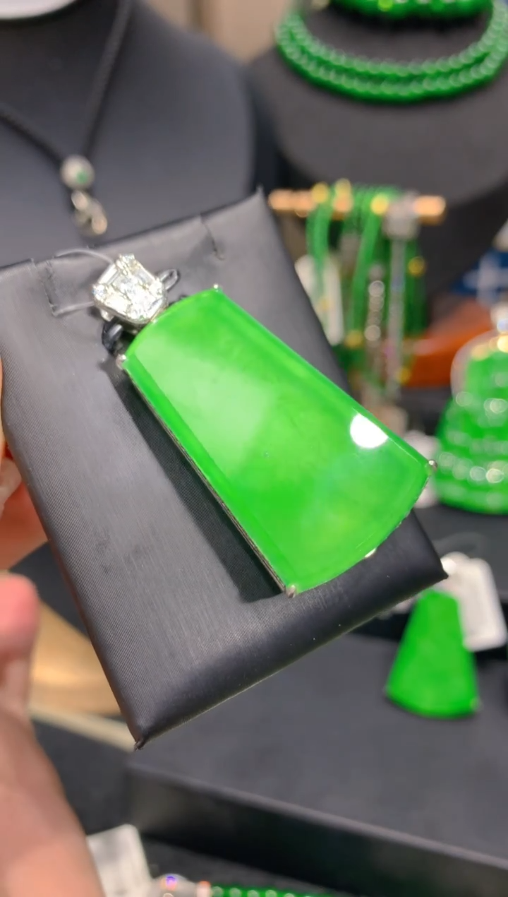 颈饰银S925镶嵌翡翠29一季