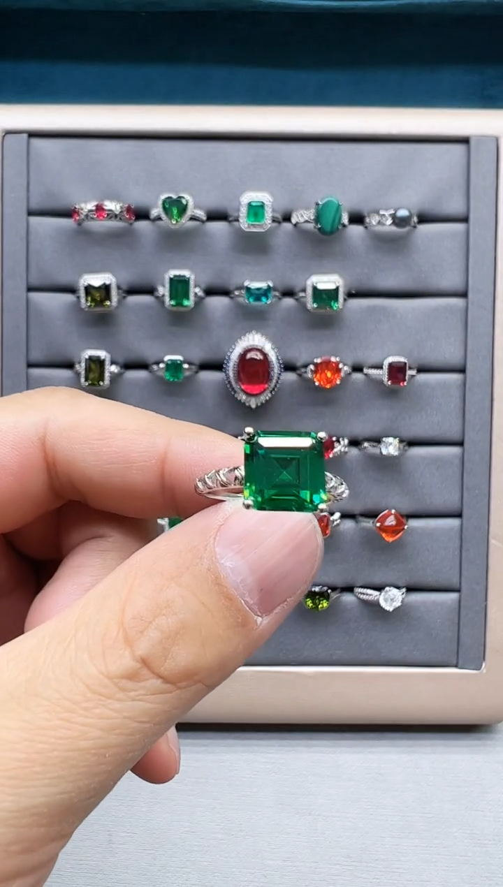 【闪购商品】碧玺戒指银S925镶嵌漏了