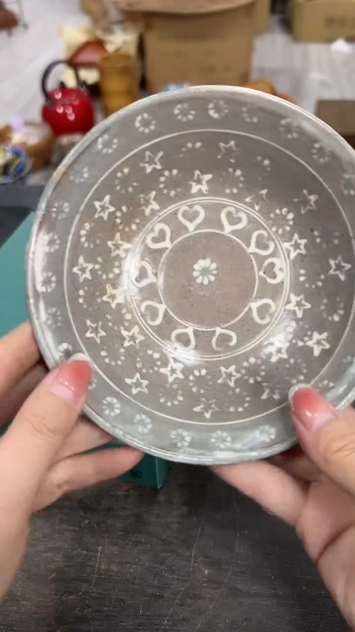 小甜甜开播了什么都有