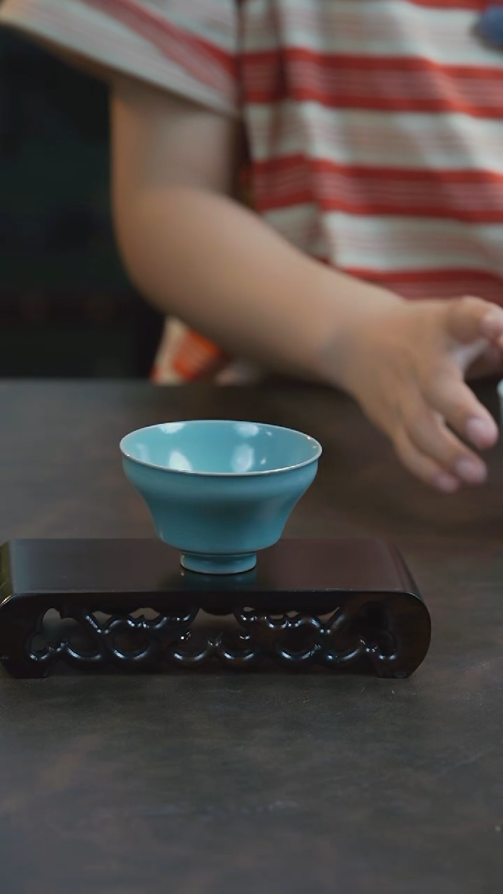 原产地原矿釉汝瓷-舒口杯